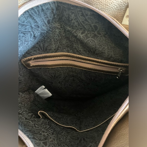 Genuine Leather Metallic Bronze Tote Bag in EUC. - Picture 3 of 4